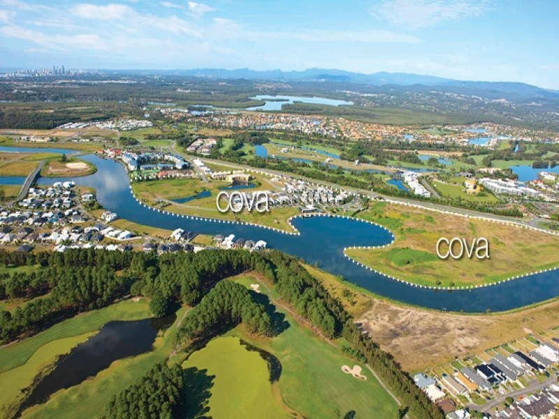 38 Azure Way, Hope Island QLD 4212