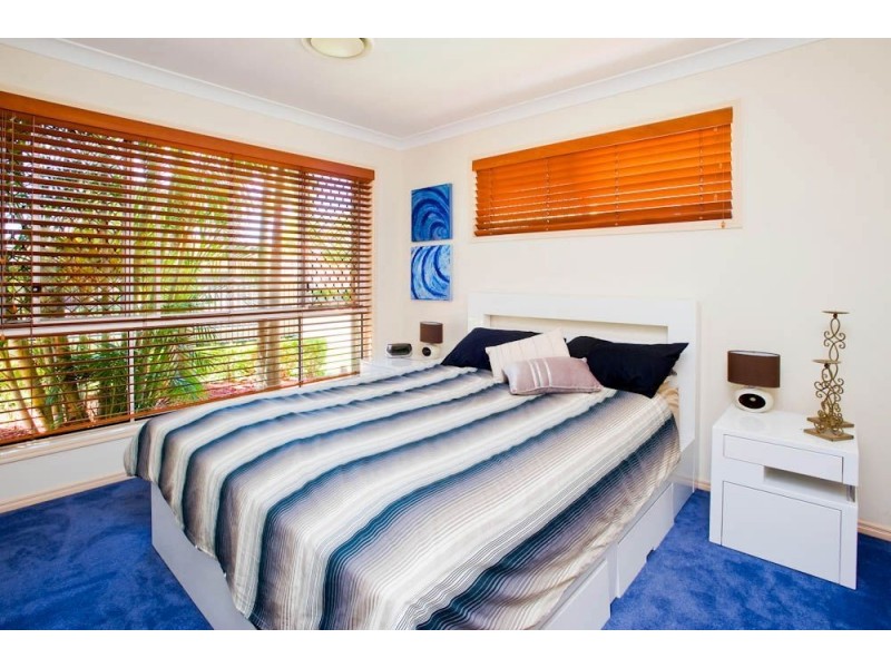 108 Sundance Way, Runaway Bay QLD 4216