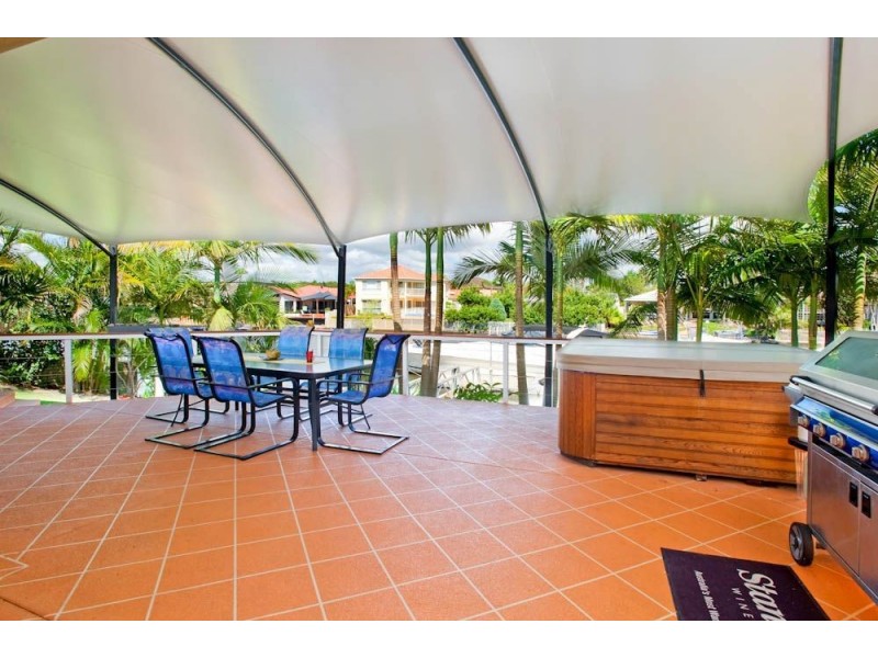 108 Sundance Way, Runaway Bay QLD 4216