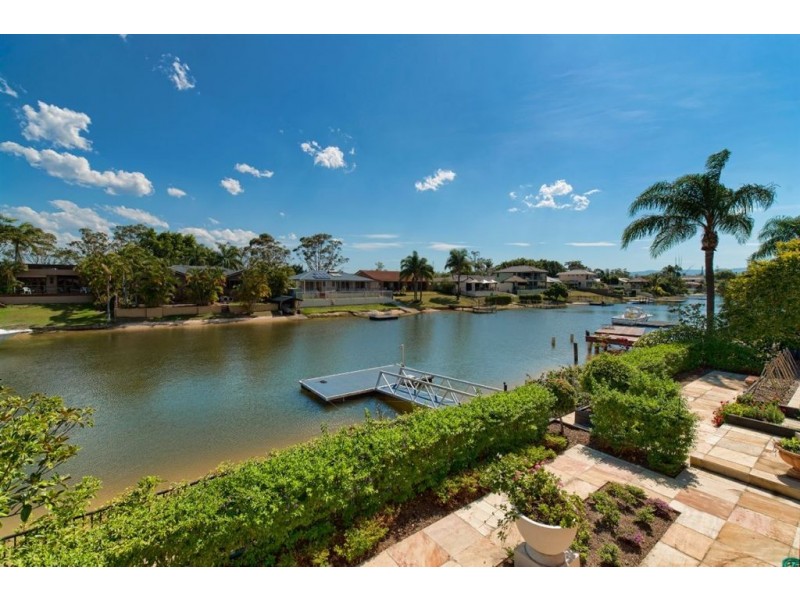 20 Namatjira Court, Broadbeach Waters QLD 4218