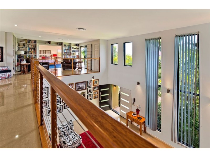 20 Namatjira Court, Broadbeach Waters QLD 4218