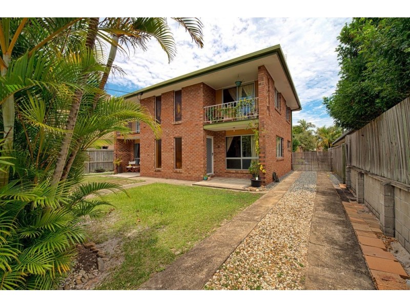 4 Cassia Street, Runaway Bay QLD 4216