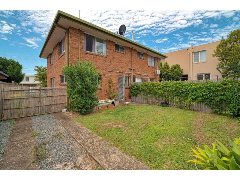 4 Cassia Street, Runaway Bay QLD 4216