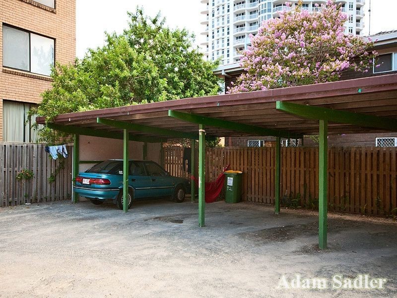 8 Mary Avenue, Broadbeach QLD 4218