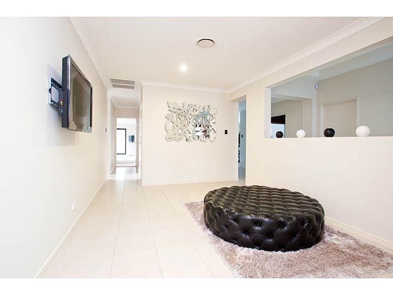 59 Picnic Creek Drive, Coomera QLD 4209
