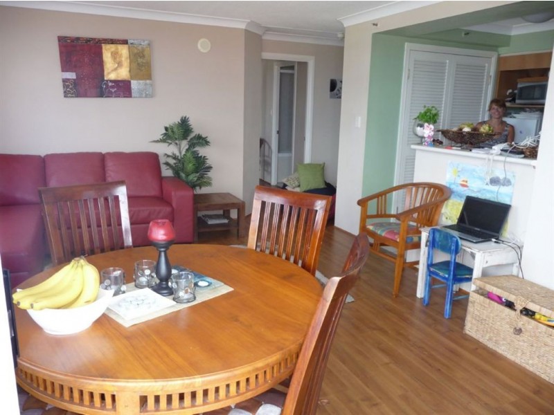 1048/2623 Gold Coast Highway, Broadbeach QLD 4218