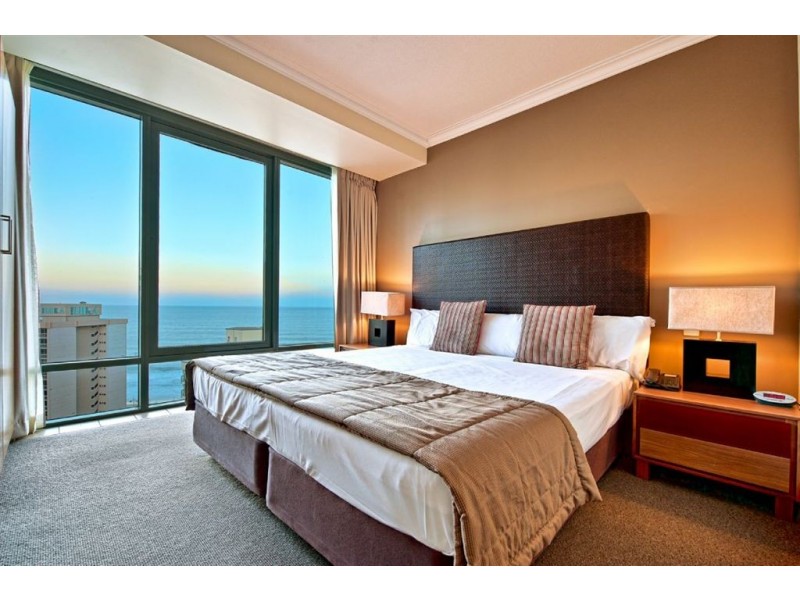 25 Laycock Street, Surfers Paradise QLD 4217