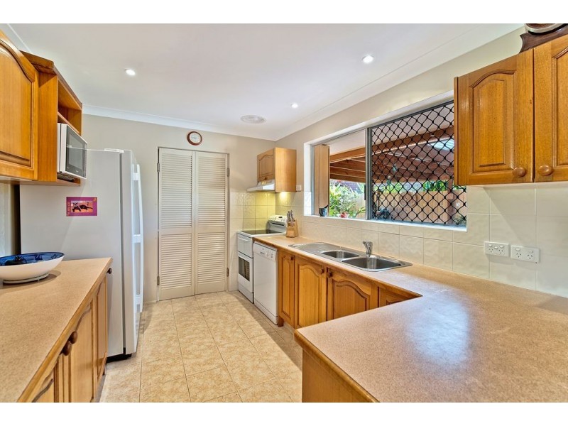 9 Merrimac Boulevard, Broadbeach Waters QLD 4218