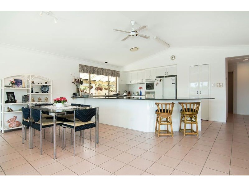 271 Morala Avenue, Runaway Bay QLD 4216
