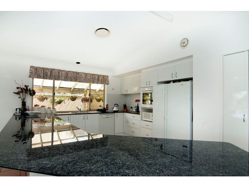 271 Morala Avenue, Runaway Bay QLD 4216