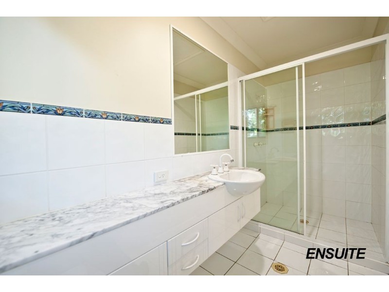 10/125 Santa Cruz Boulevard, Clear Island Waters QLD 4226