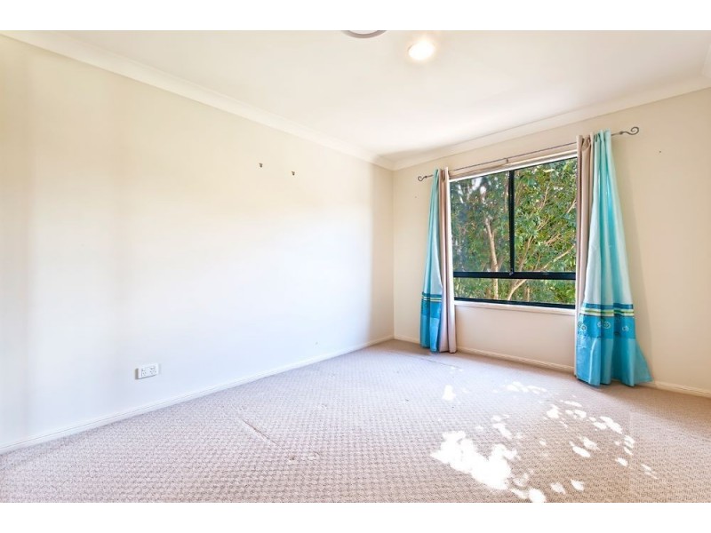 10/125 Santa Cruz Boulevard, Clear Island Waters QLD 4226