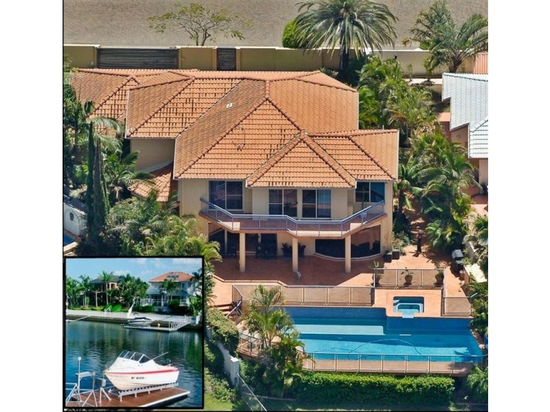 3 Montego Crt, Mermaid Waters QLD 4218