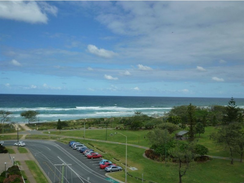 5 Queensland Avenue, Broadbeach QLD 4218