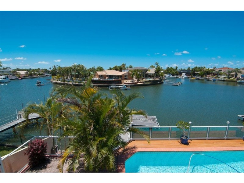 67 Sundance Way, Runaway Bay QLD 4216