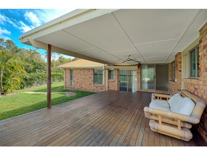 2 Belgrave Place, Helensvale QLD 4212