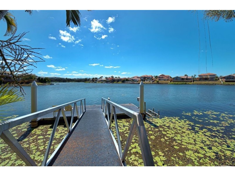 18 Tortuga Place, Clear Island Waters QLD 4226
