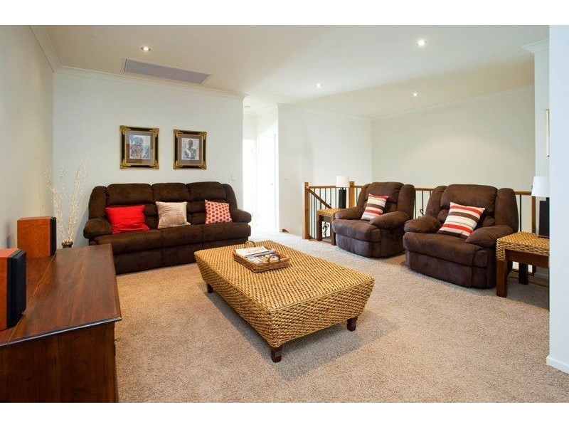 2/41 Compass Drive, Biggera Waters QLD 4216