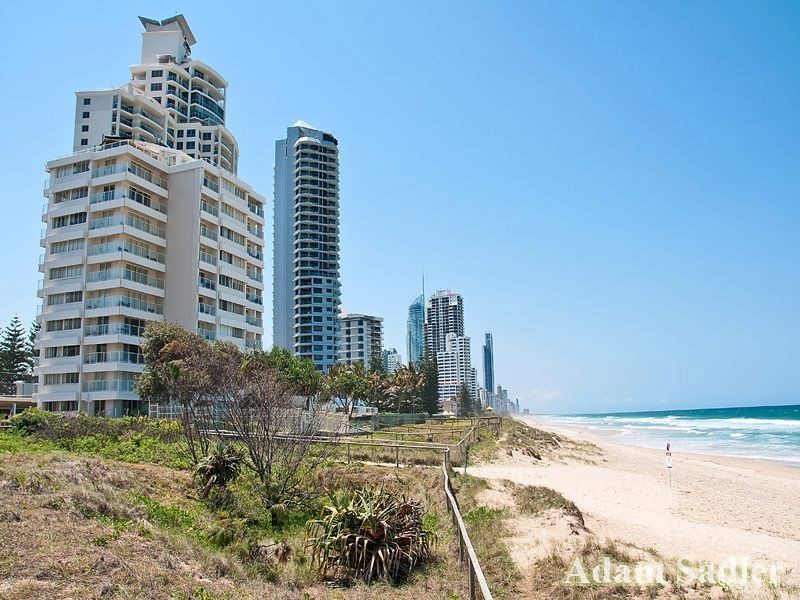 26/1 First Avenue, Broadbeach QLD 4218