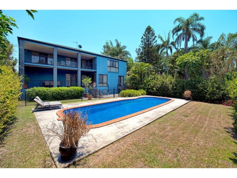 19 Dunnes Avenue, Hope Island QLD 4212