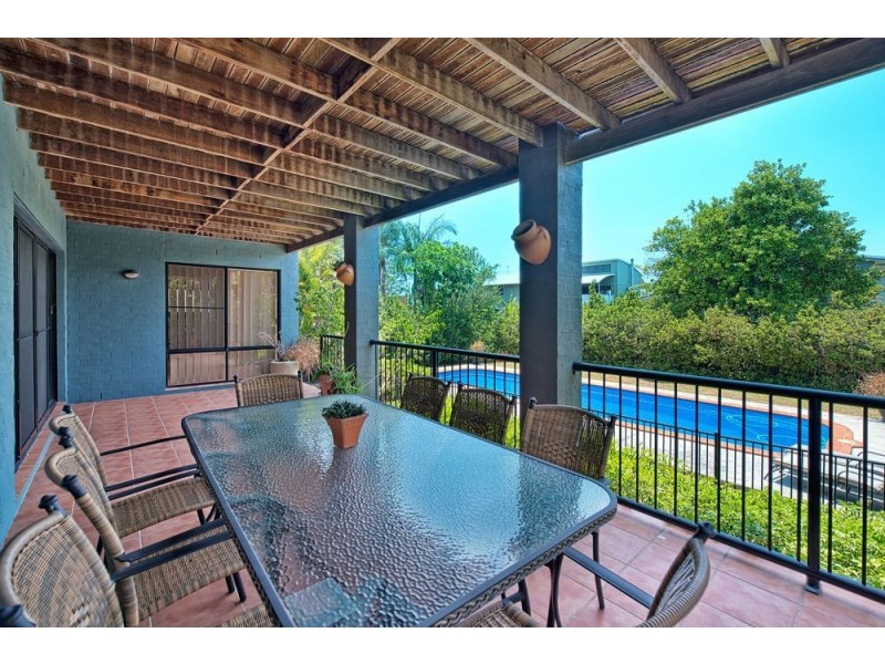 19 Dunnes Avenue, Hope Island QLD 4212