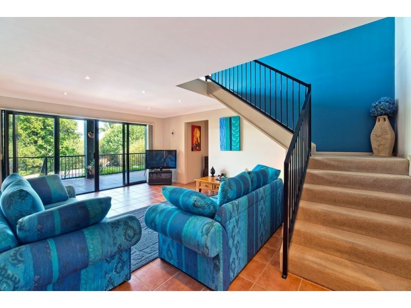 19 Dunnes Avenue, Hope Island QLD 4212