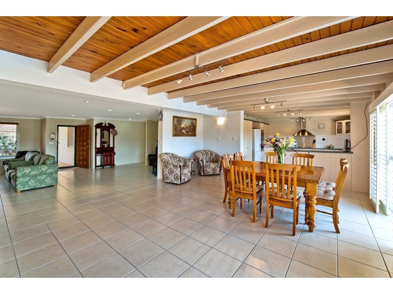 5 Sophie Avenue, Broadbeach Waters QLD 4218