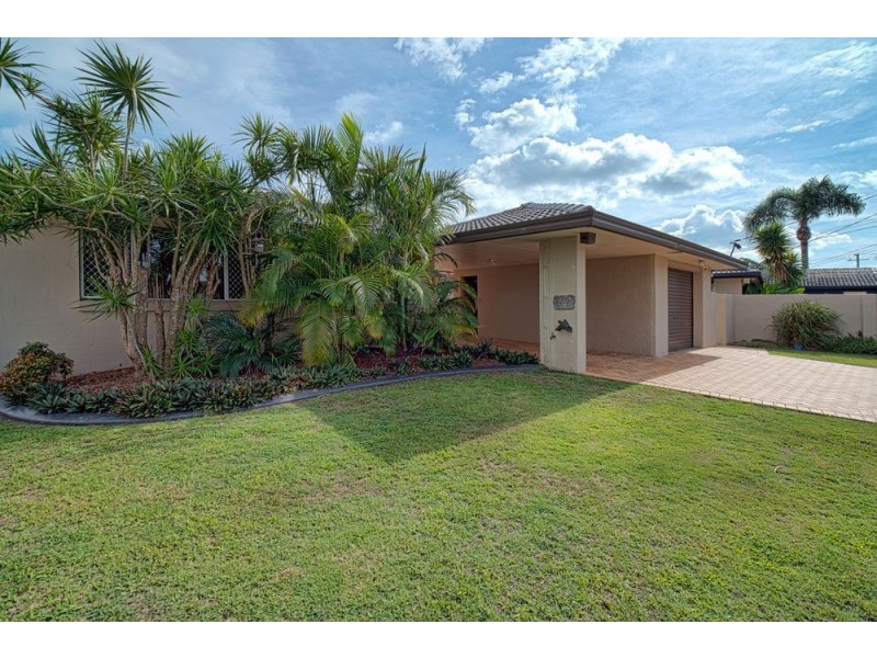 5 Sophie Avenue, Broadbeach Waters QLD 4218