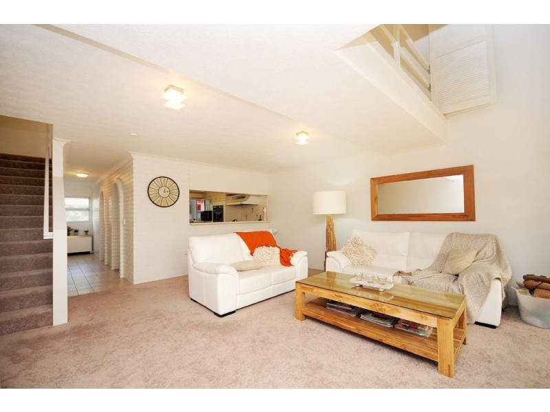 13/33-39 Hooker Blvd, Broadbeach Waters QLD 4218