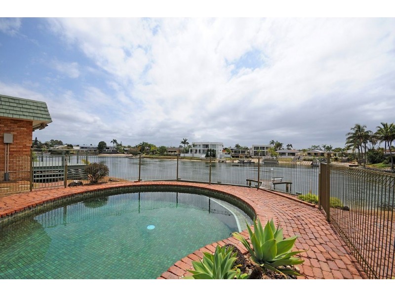 13/33-39 Hooker Blvd, Broadbeach Waters QLD 4218