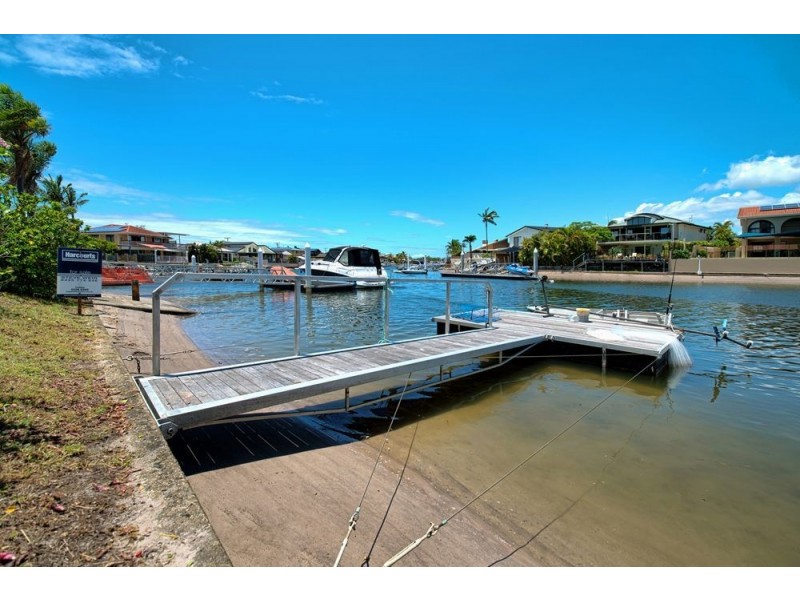 8 Matthew Flinders Drive, Hollywell QLD 4216