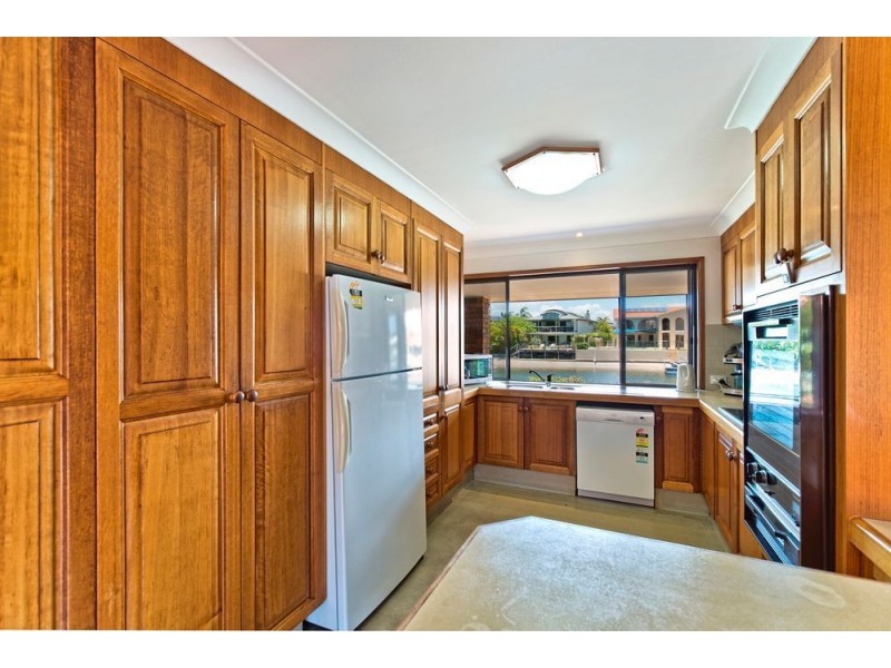 8 Matthew Flinders Drive, Hollywell QLD 4216