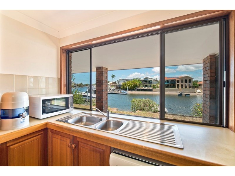 8 Matthew Flinders Drive, Hollywell QLD 4216