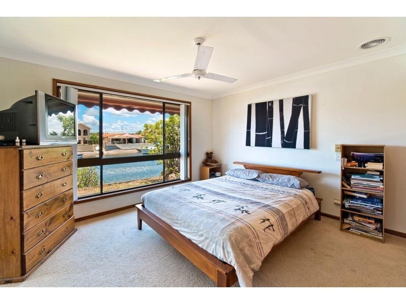 8 Matthew Flinders Drive, Hollywell QLD 4216