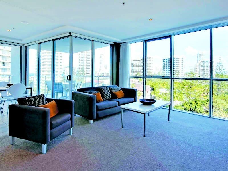 18 Enderley Avenue, Surfers Paradise QLD 4217