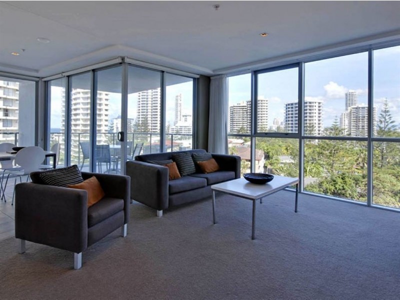 18 Enderley Avenue, Surfers Paradise QLD 4217