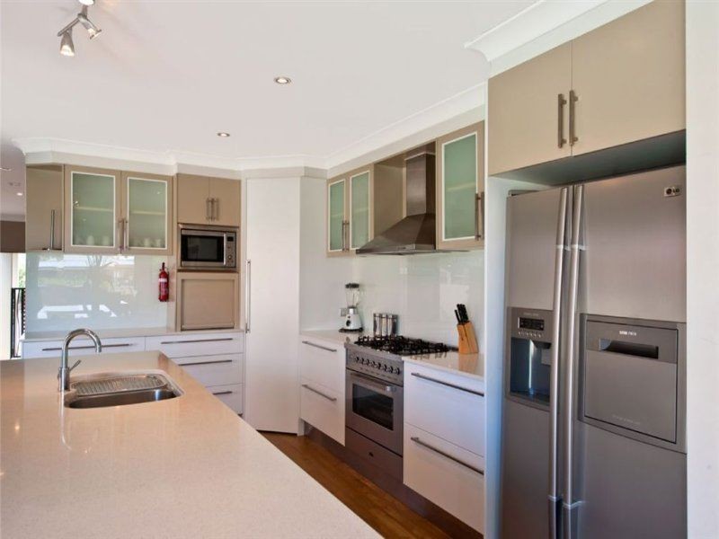 11 Cypress Drive West, Broadbeach Waters QLD 4218