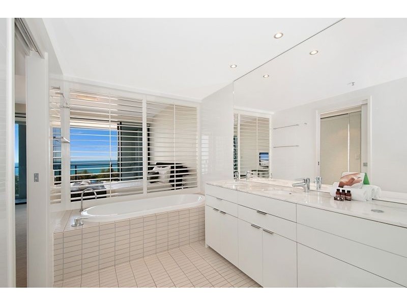 1002/14 George Street, Broadbeach QLD 4218