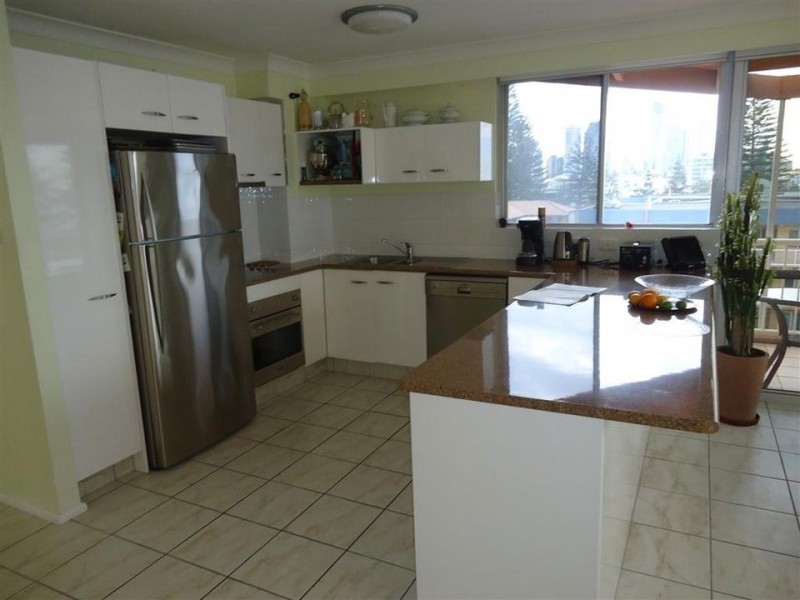 15/158 Hedges Avenue, Mermaid Beach QLD 4218