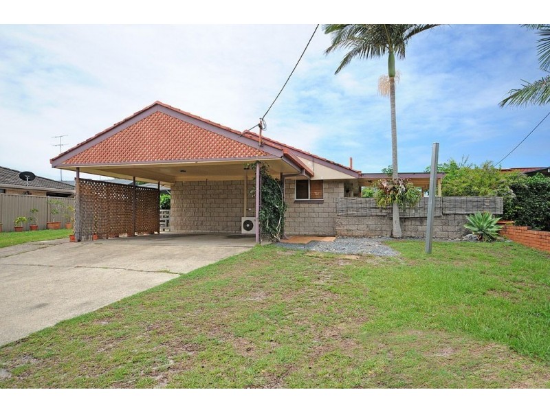 1/19 Adams Ave, Miami QLD 4220