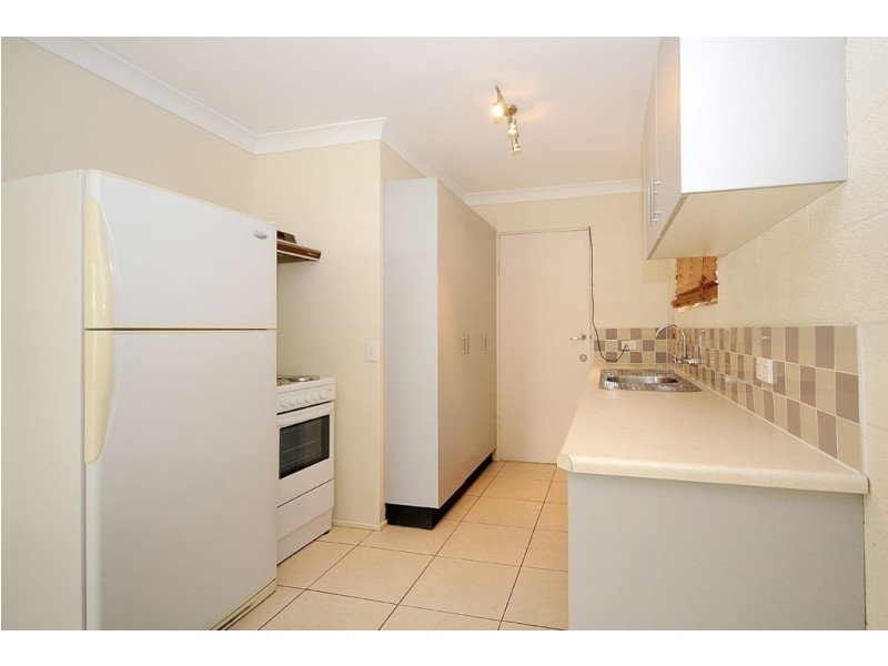 1/19 Adams Ave, Miami QLD 4220