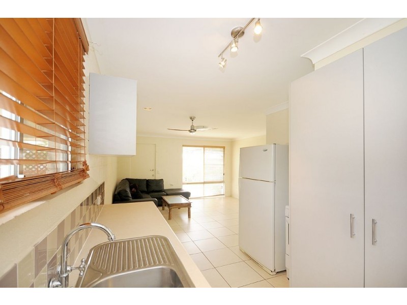 1/19 Adams Ave, Miami QLD 4220