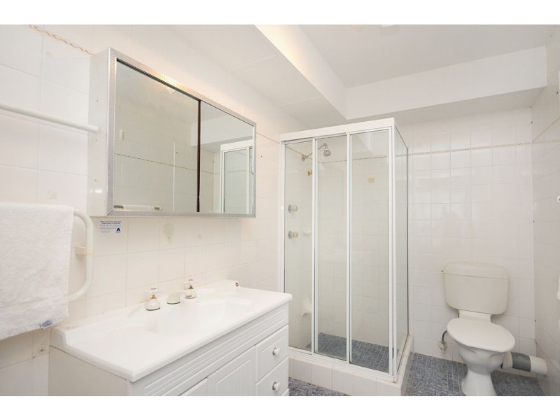 24B/2 Riverview Pde, Surfers Paradise QLD 4217