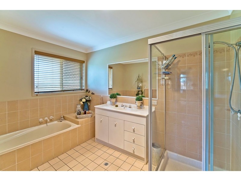 6/421 Oxley Drive, Runaway Bay QLD 4216