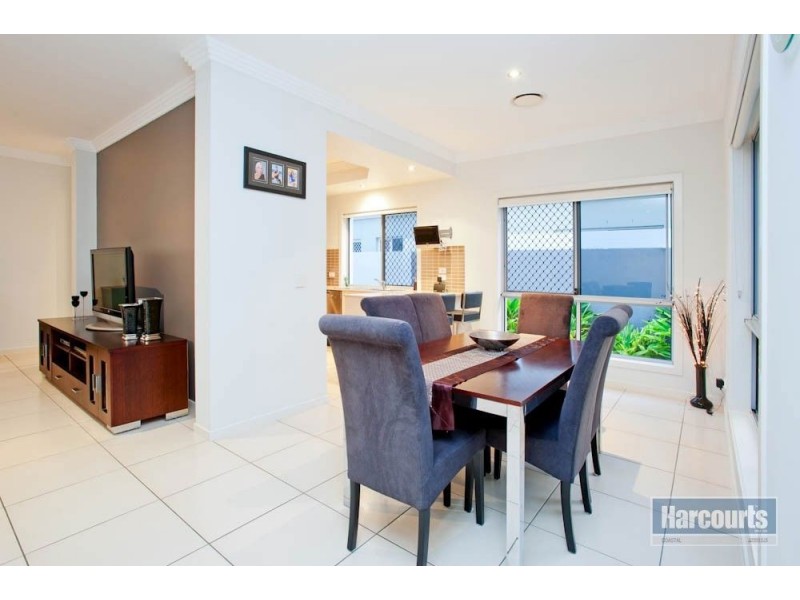 1/64 Compass Drive, Biggera Waters QLD 4216