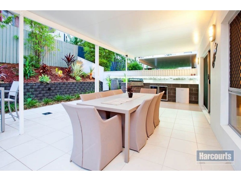1/64 Compass Drive, Biggera Waters QLD 4216