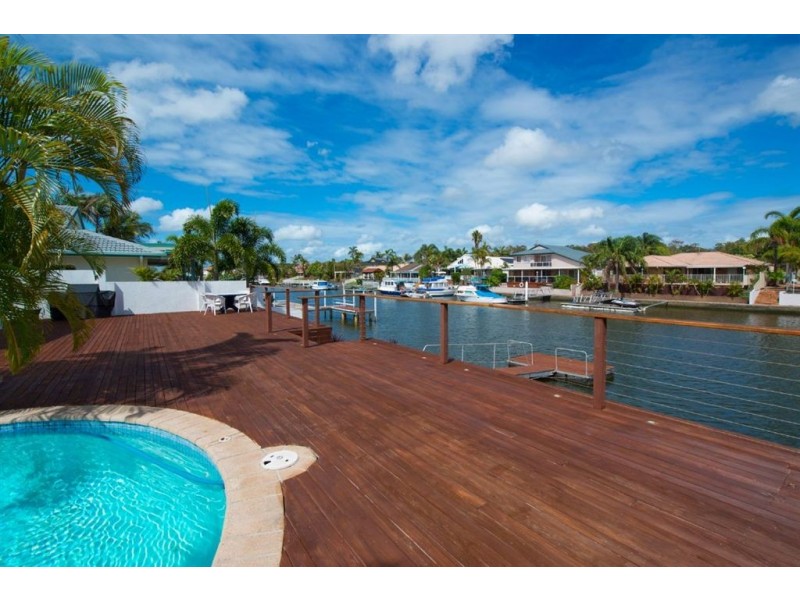 130 Sundance Way, Runaway Bay QLD 4216