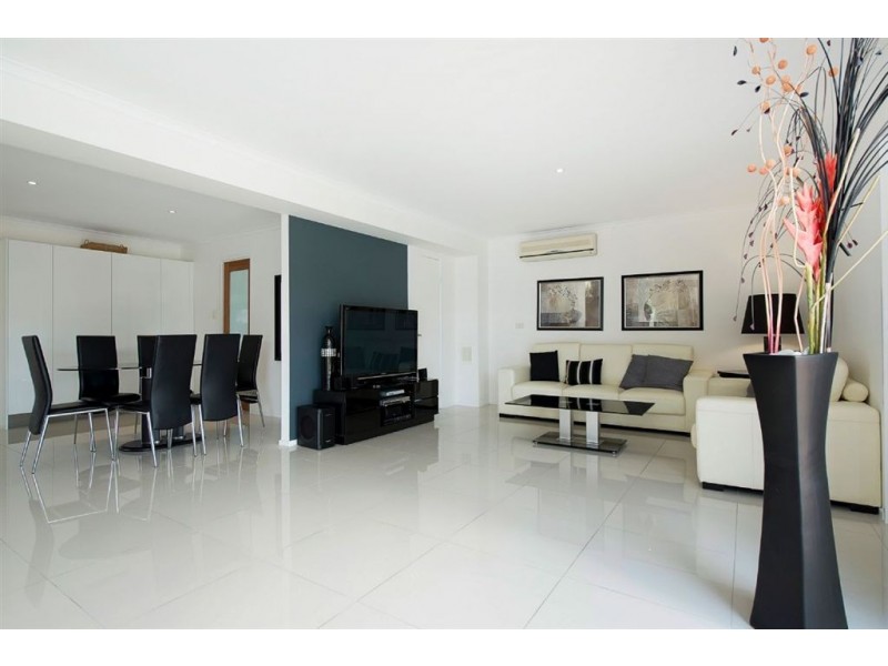 130 Sundance Way, Runaway Bay QLD 4216