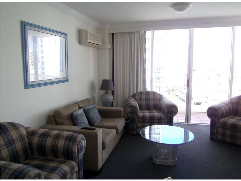 24 Queensland Avenue, Broadbeach QLD 4218