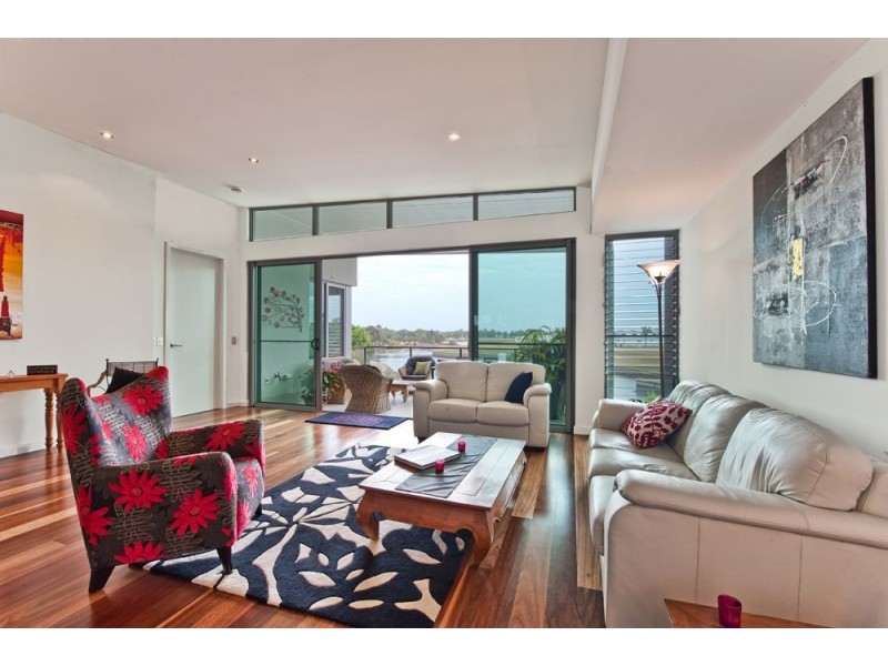 7528 Springfield Drive, Hope Island QLD 4212